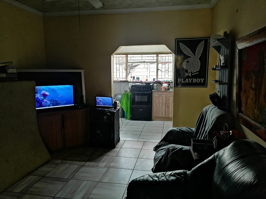 1 Bedroom Property for Sale in Randlespark North West